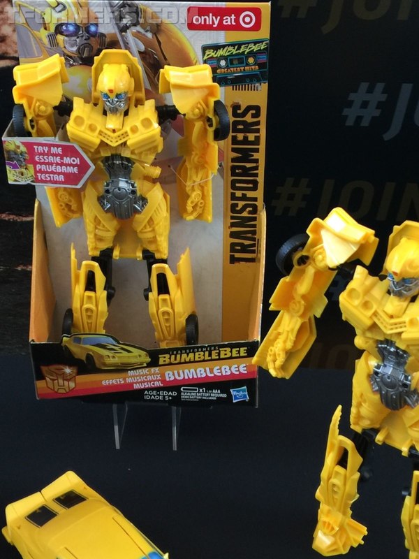 Sdcc 2018 New Bumblebee Energon Igniters Movie Toys From Hasbro  (3 of 49)